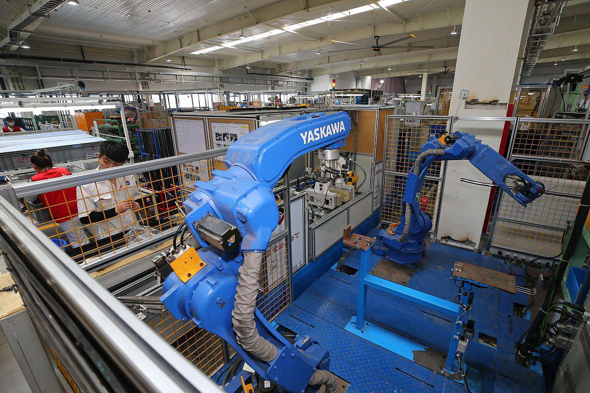 林业机械智能化转型与生态林业可持续发展价值重构_人保车险   品牌优势——快速了解燃油汽车车险,人保服务 