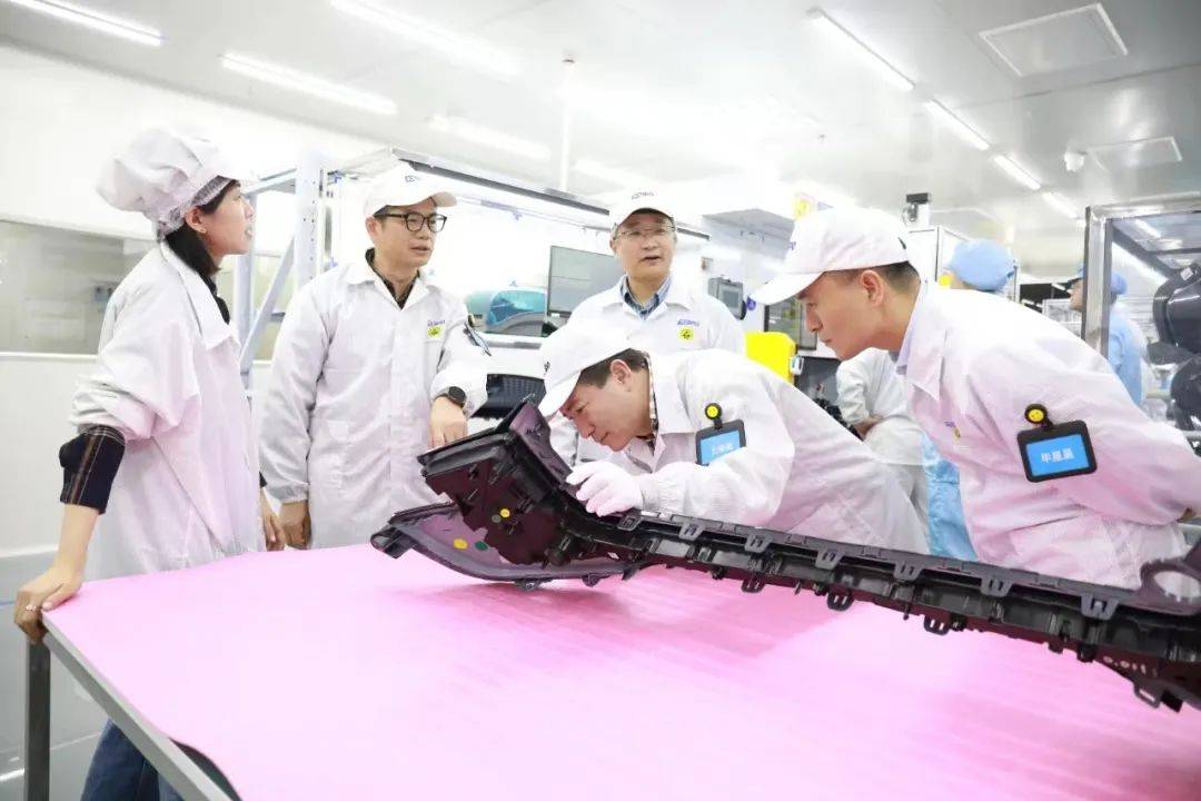 海目星圆柱量产线批量出货