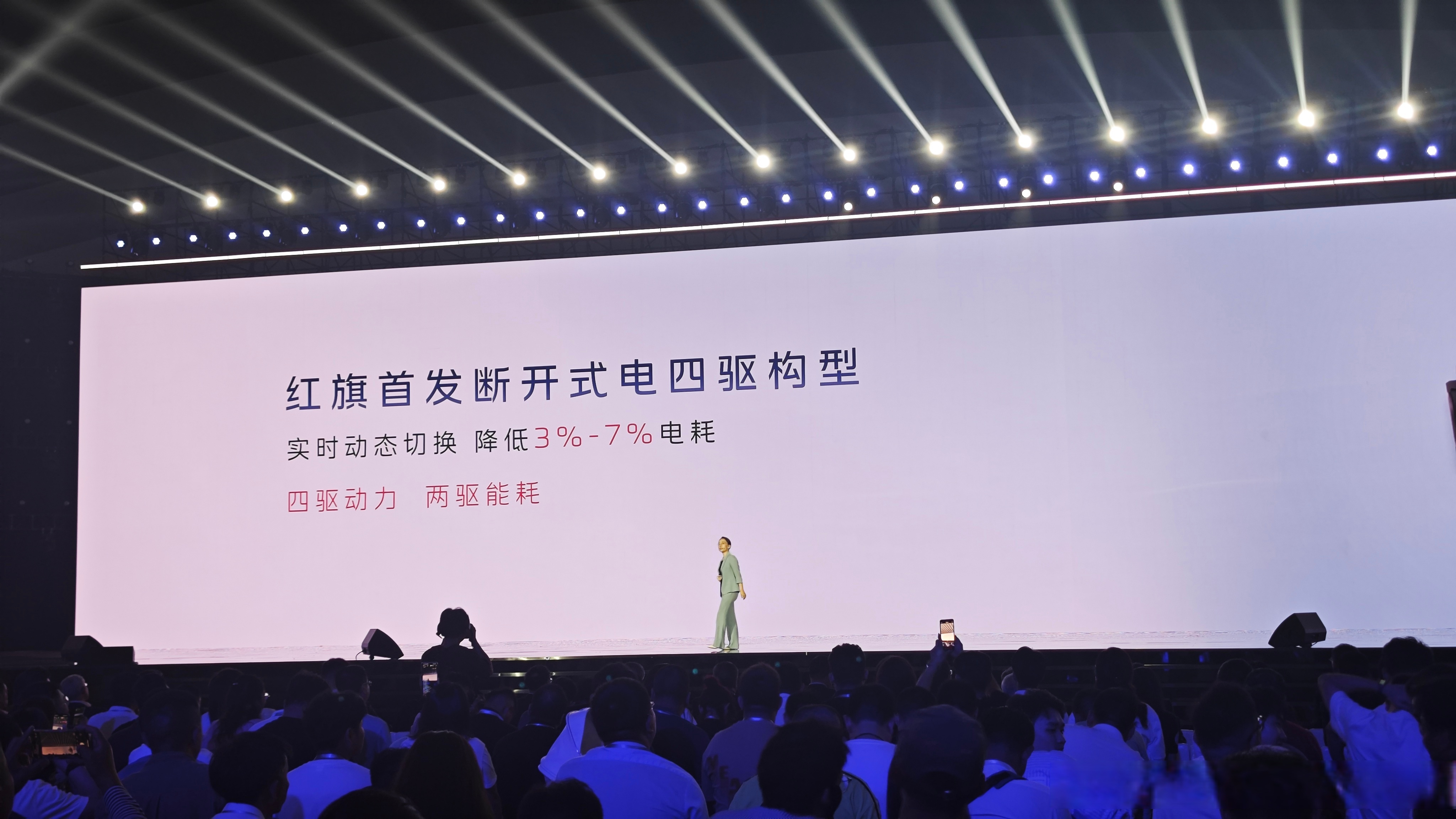 直击百人会论坛 | 黑芝麻智能杨宇欣：车企自研芯片背景下，第三方供应商仍具优势，城市NOA普及需两到四年