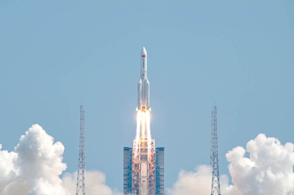 人保伴您前行,人保有温度_2026-2030年太空经济产业市场：在轨服务与太空制造，催生百亿级新业态