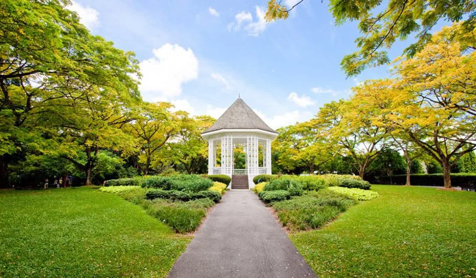 2026植物园项目可行性：门票没涨价，植物园却“爆仓”_人保服务 ,人保财险政银保 