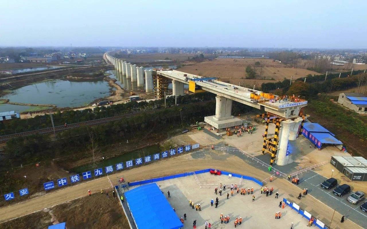 安徽合力：12月26日召开董事会会议