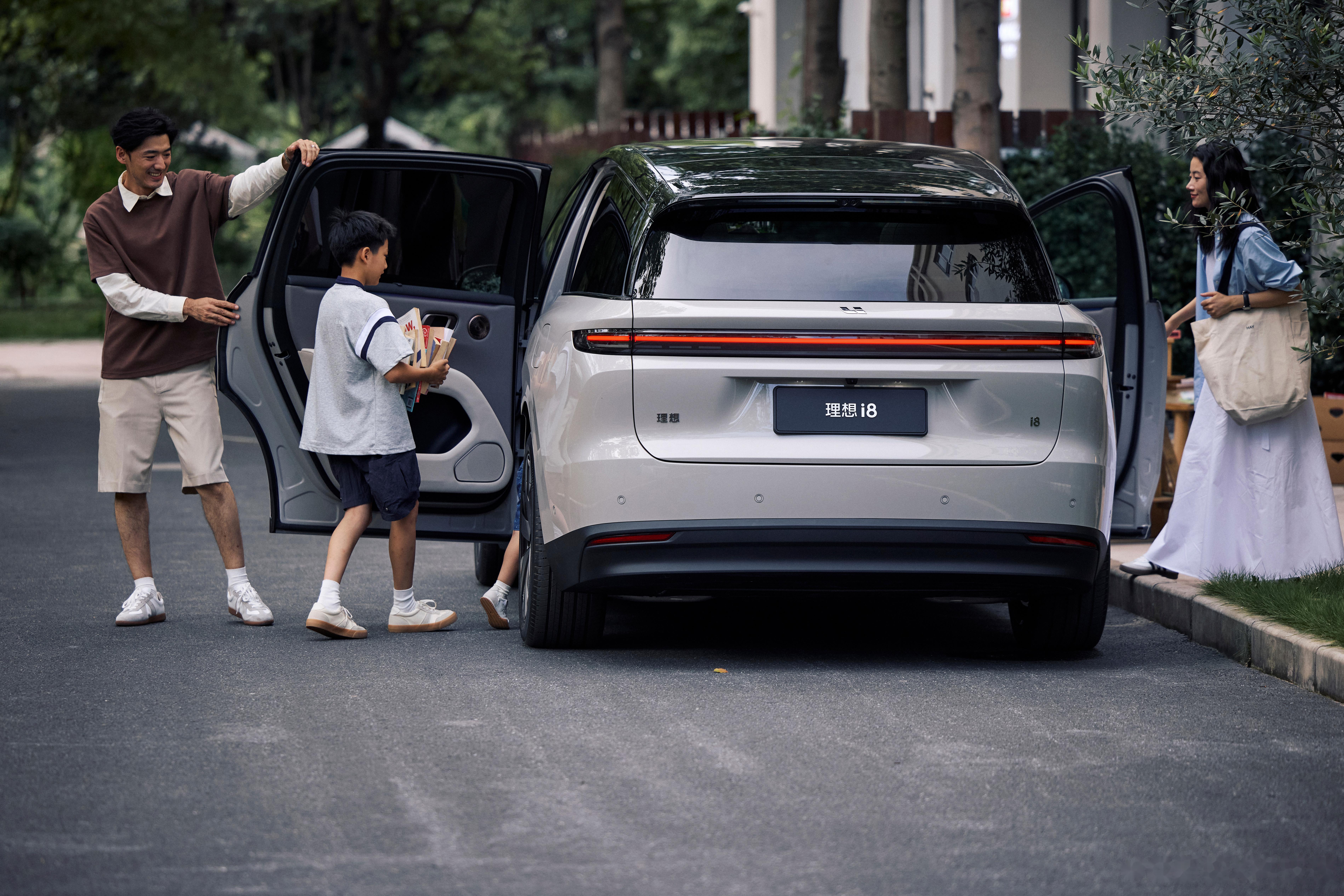 理想汽车2024年营收1445亿元!李想剧透两款纯电SUV推出计划,VLA智驾模型也将发布