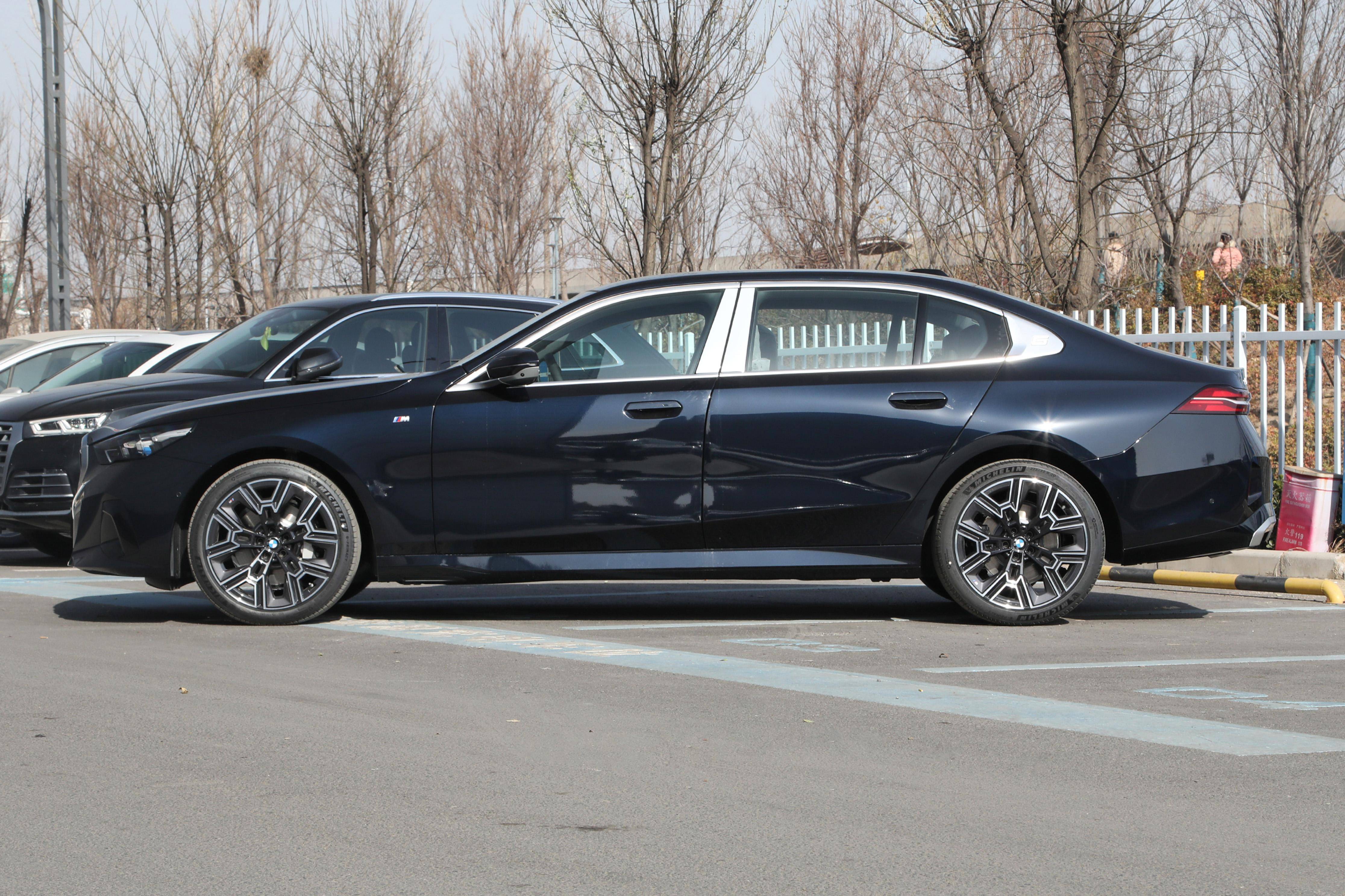 宝马中国大范围降价