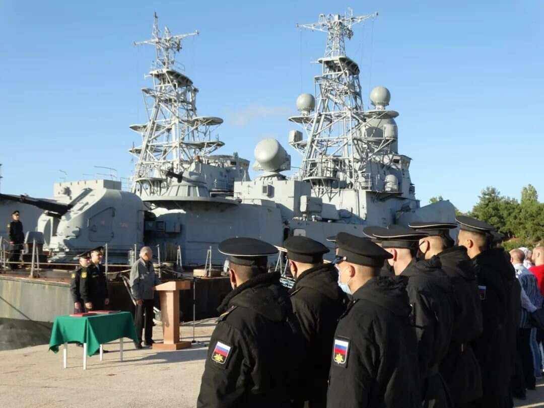 俄反潜机首次在北极完成空中加油！联合国安理会将召开乌克兰局势紧急会议！乌全境频遭空袭，我使馆发布重要提醒