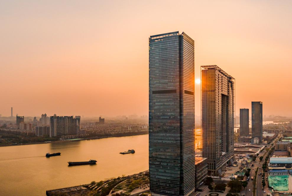 雄帝科技高管谢向宇减持5000股，减持金额12.8万元