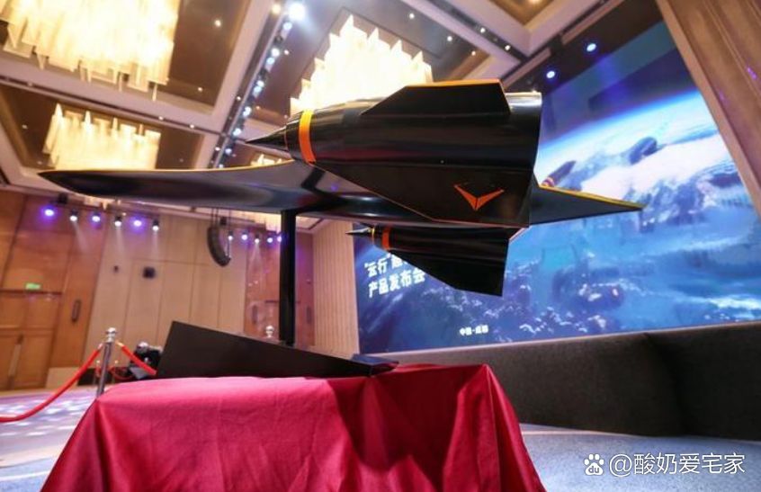 “金牛座”大型固定翼无人机完成川藏高原跨区域首飞