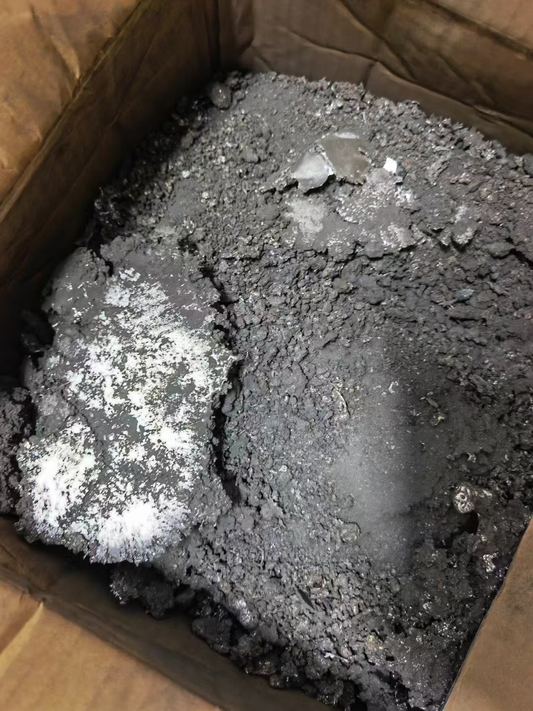 华锡有色：华锡矿业铜坑矿采矿权延续变更尚未完成，公司会持续跟进办证进度