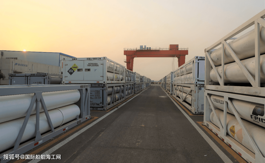 中船特气获得发明专利授权：“一种接触充分的高效电子氟化液冷却装置”