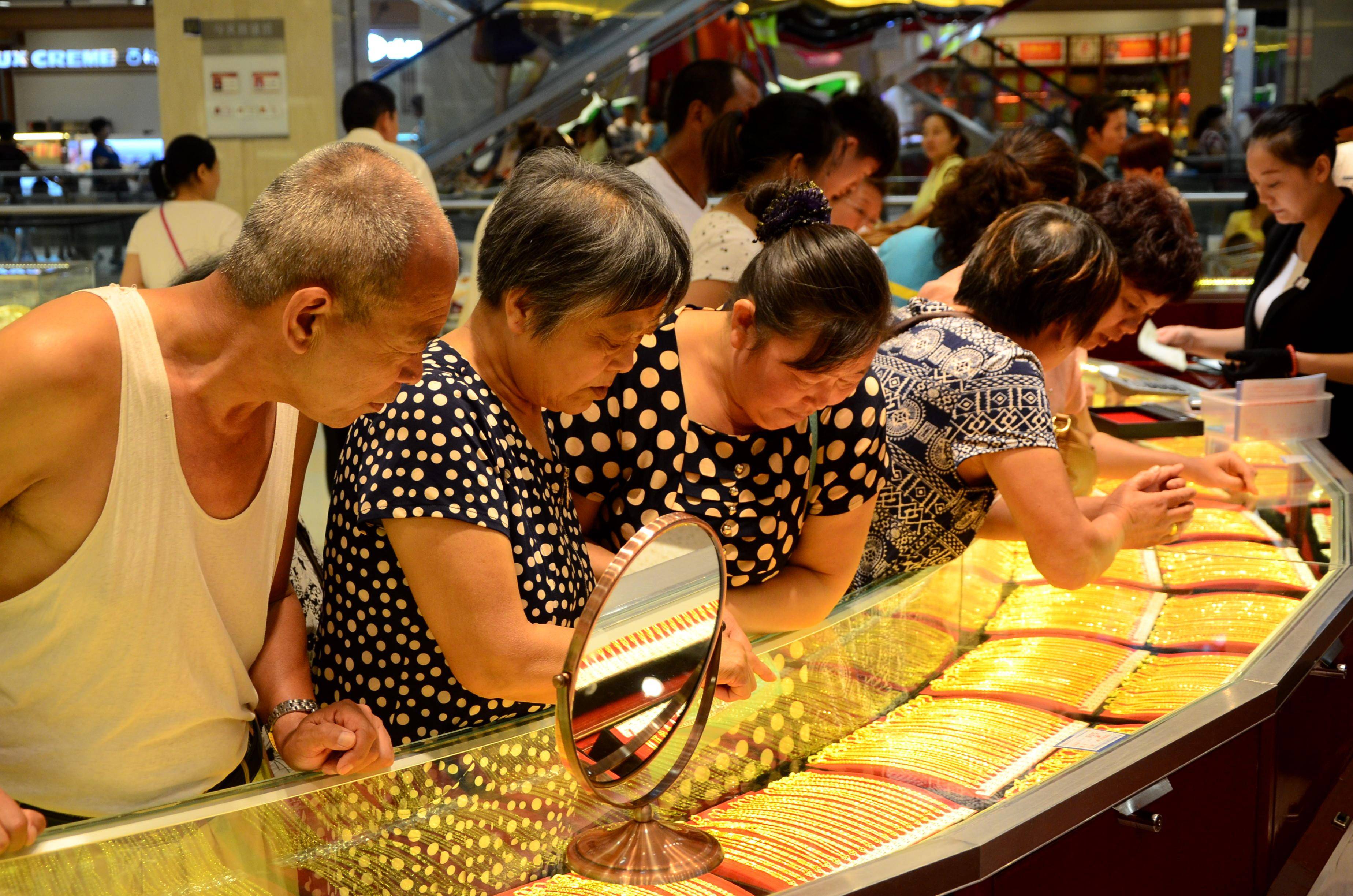 金价巨震之下，水贝难寻金条现货