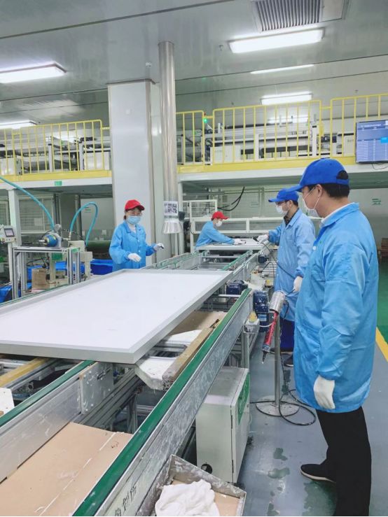 晶科能源2月4日龙虎榜数据