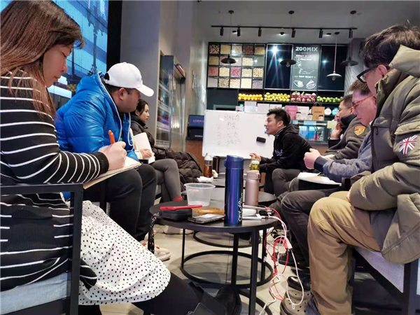 2月10日兆驰股份涨停：超高清视频，直播/短视频，黑色家电概念热股