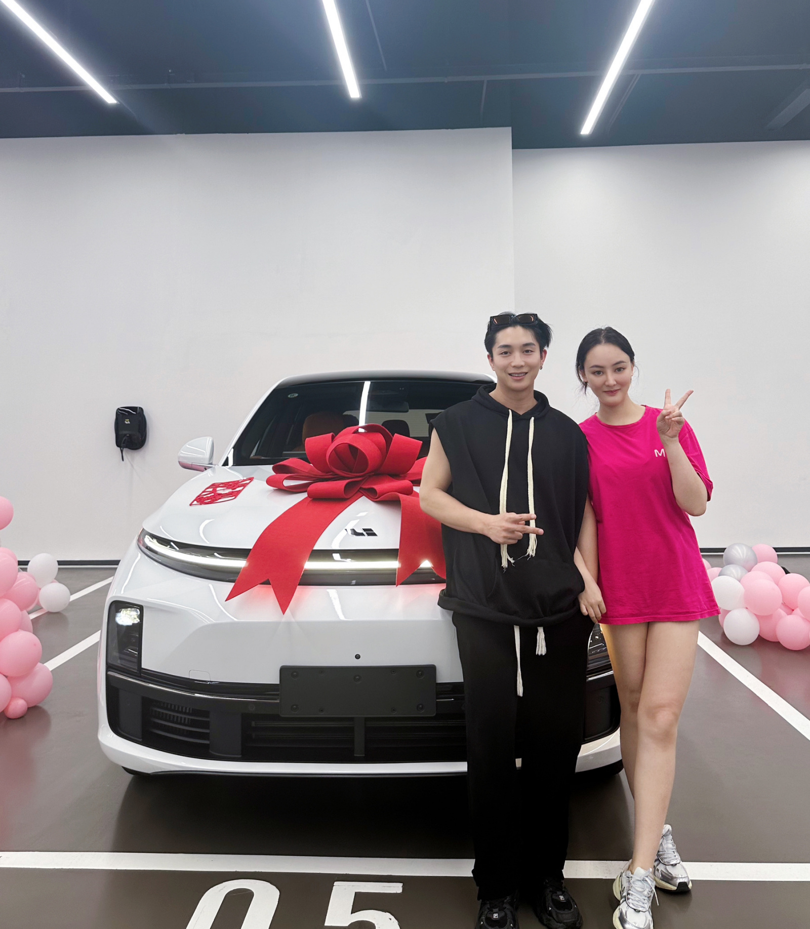 东西问丨梦想“成为中国人”的老外来过春节了？