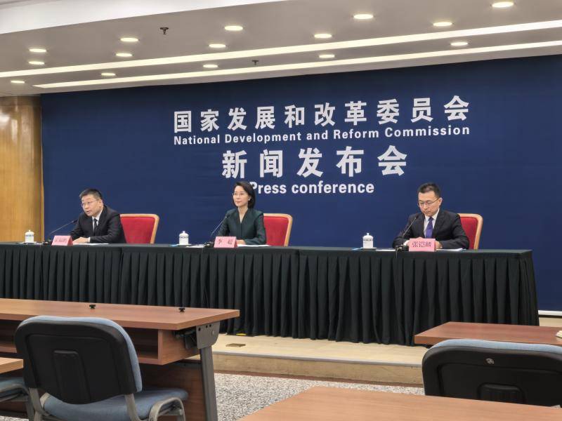 国家发展改革委社会司：“十五五”将探索延长义务教育年限