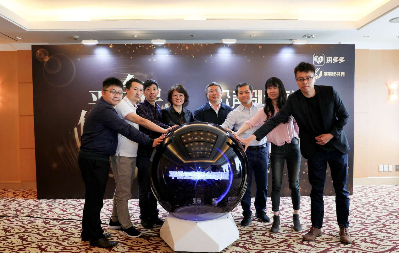 【财眼观两会】魏立华代表：建议推动学生饮用奶计划普惠覆盖