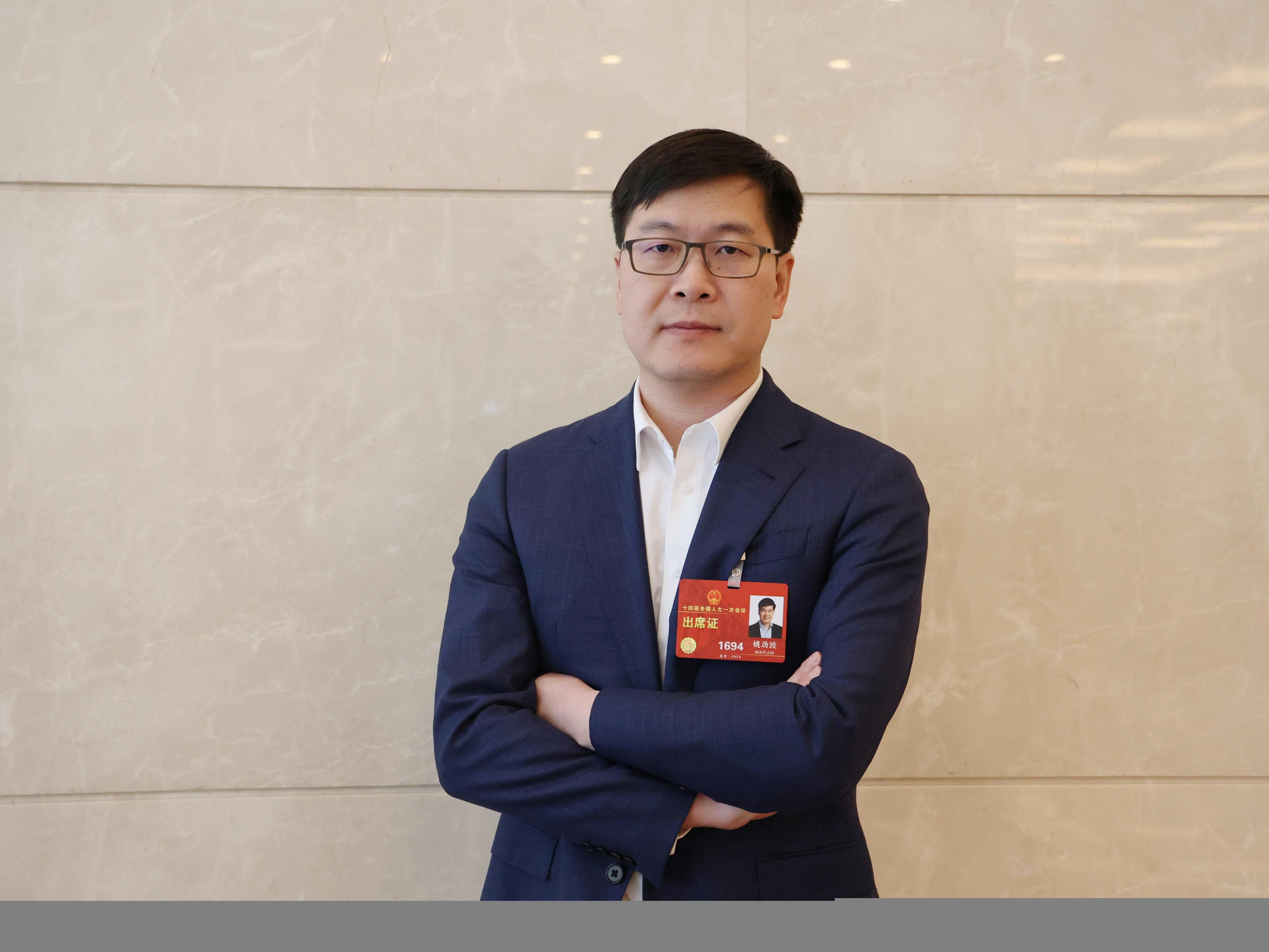 【财眼观两会】王彩云代表：加快培养老年营养专业人才