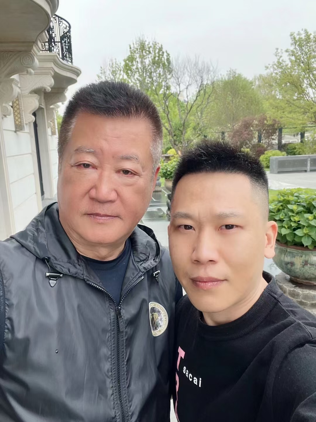 导演赵宝刚：年轻人躺平是假象，骨子里谁不想好？｜宅男财经