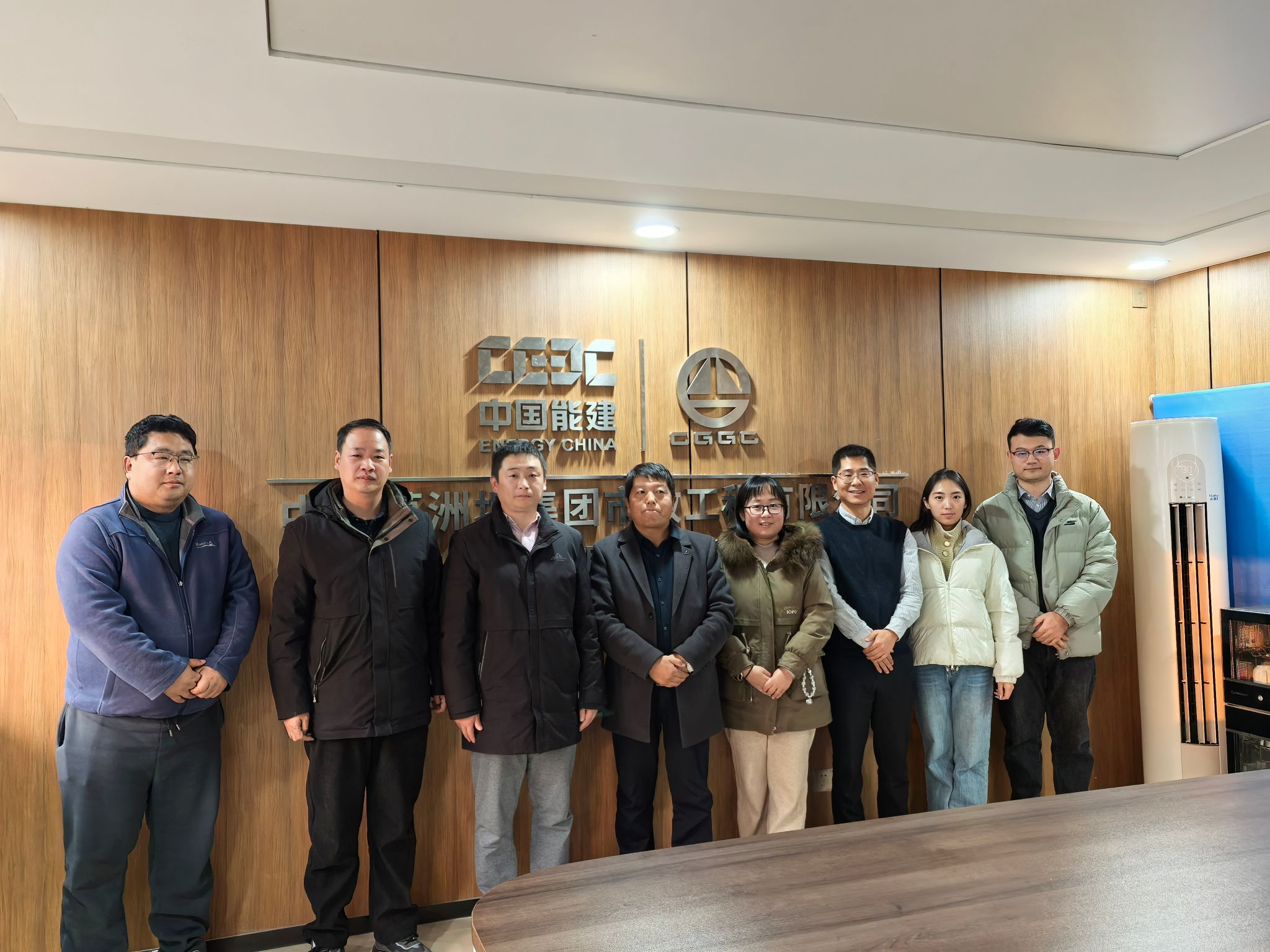 中国能建葛洲坝集团与武汉市硚口区深化合作