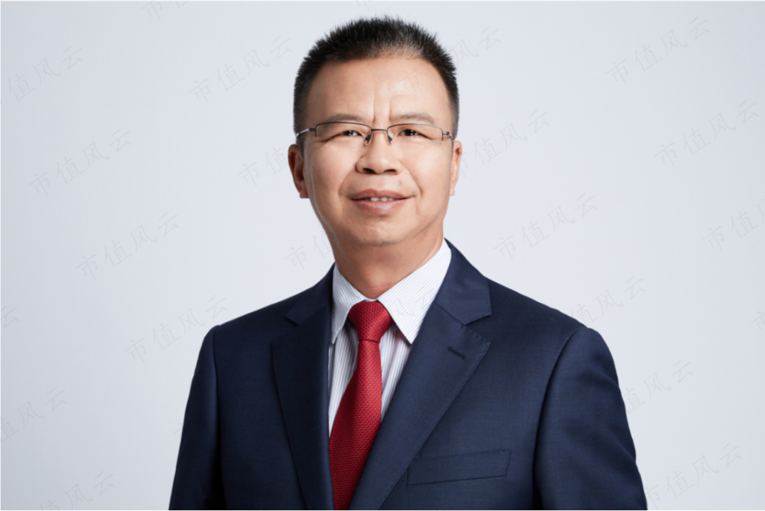 广发基金百亿老将卸任副总，明星产品业绩承压，投研转型承压前行