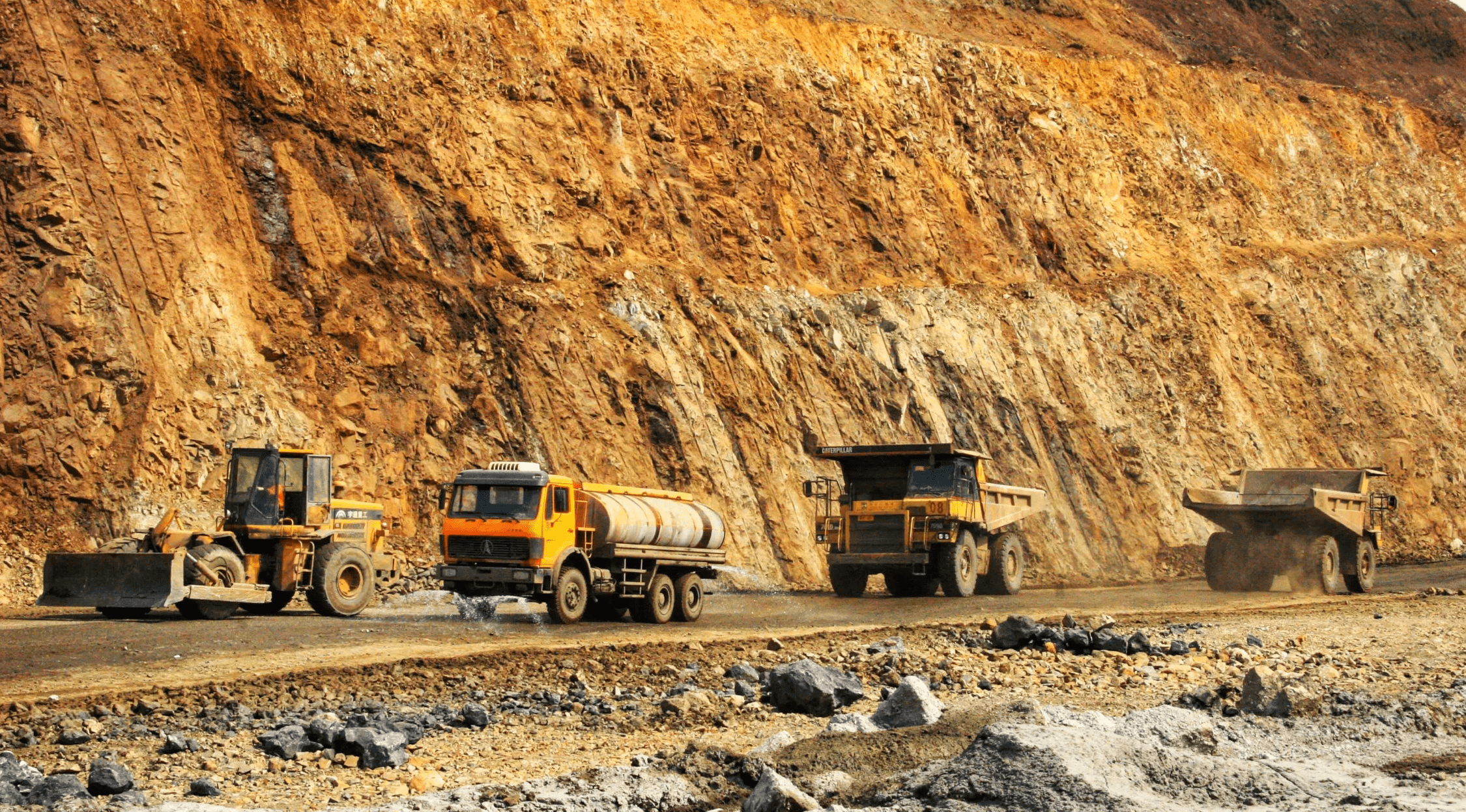 西藏矿业：扎布耶二期项目已有氯化钾和碳酸锂产品产出